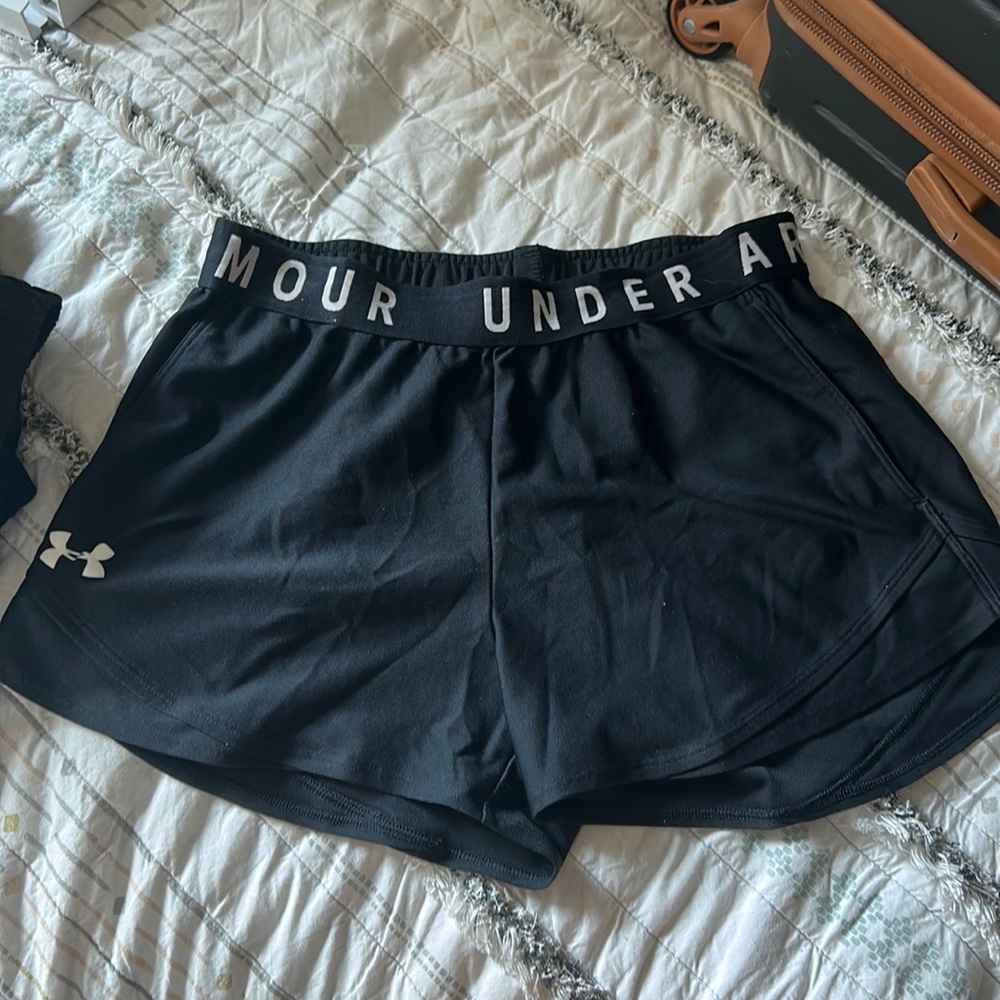 Under armor shorts size small
